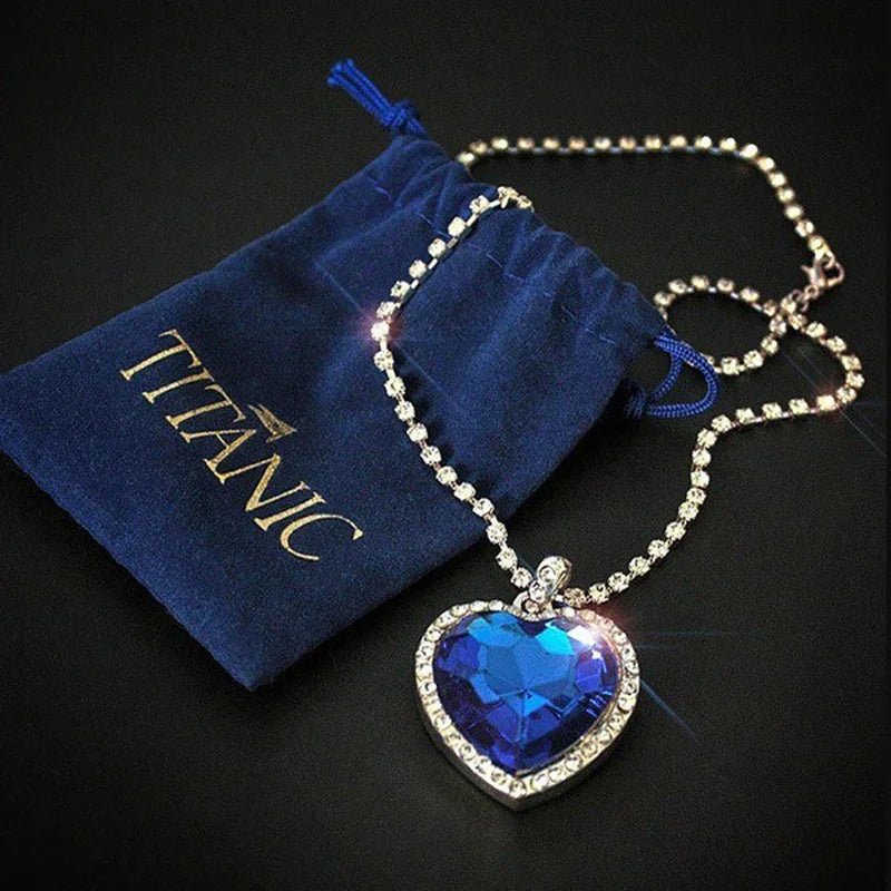 Coeur - Saphir™/Pendentif Inspiré de lis histoire d'amour de "Jack et Rose en Titanic" - Nina Harmonie