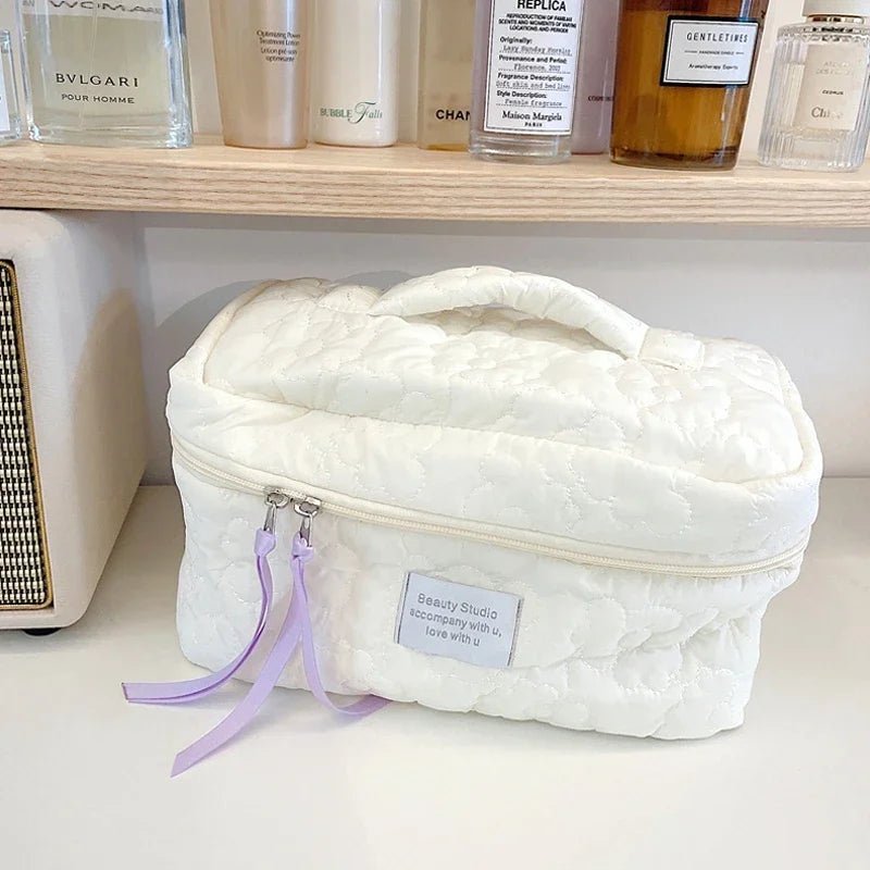 Trousse de maquillage | Expansive Elegance - Nina Harmonie