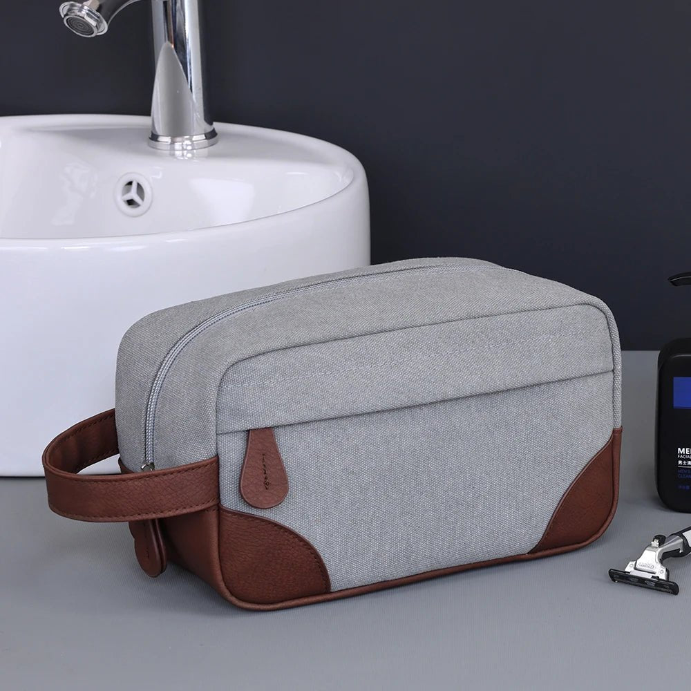 Trousse de toilette de voyage homme - Globetrotteur - Nina Harmonie